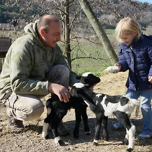  Alloggio per agriturismo Domaine Du Bas Chalus Francia